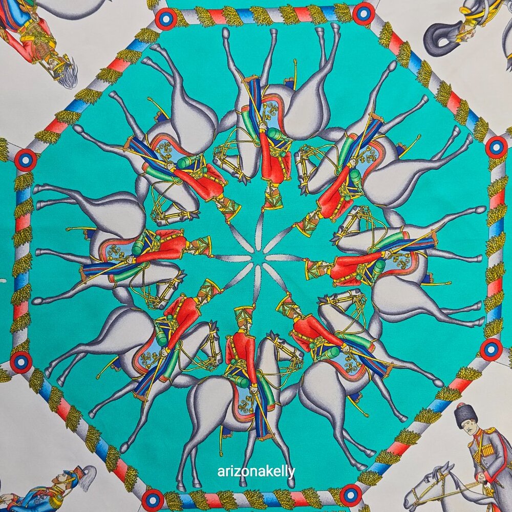 HERMÈS L'Armee Imperiale Russe de 1816 a 1916 Silk Scarf Hand Rolled Twill - Picture 4 of 16